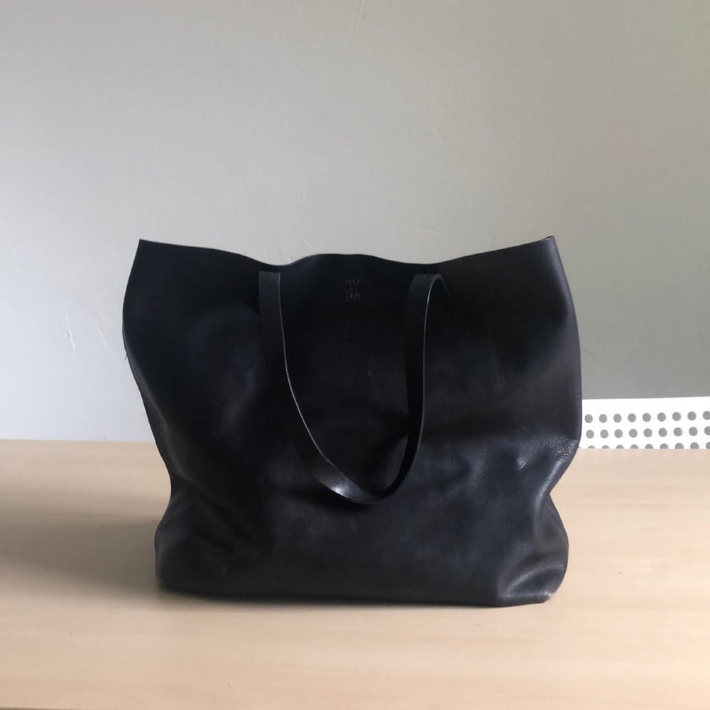 COPY - Madewell navy leather transport tote